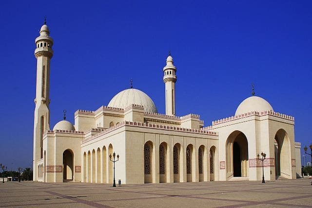 masjid terdekat dari lokasi saya